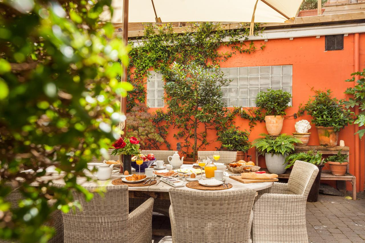 Maison De La Rose Guest house