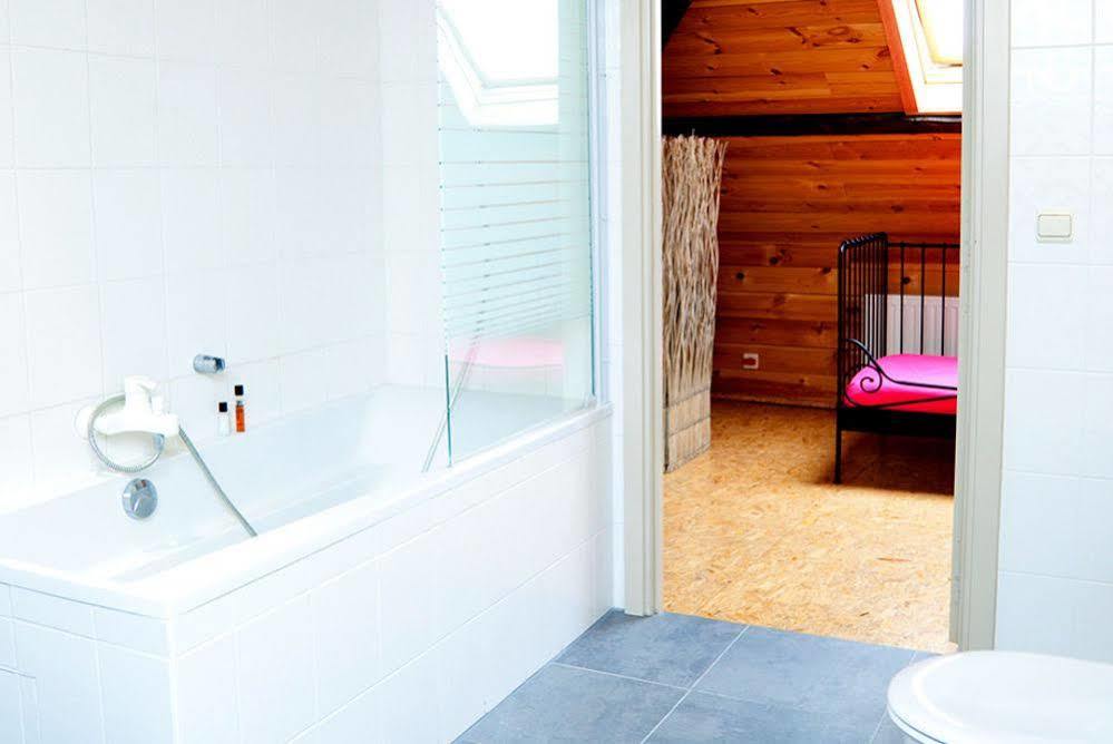 Maison De La Rose Guest house Bruges
